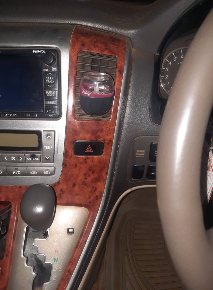 A picture of Toyota Alphard Clean Body Repair Deal 18M Negotiable UGX 17