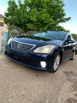 toyota crown