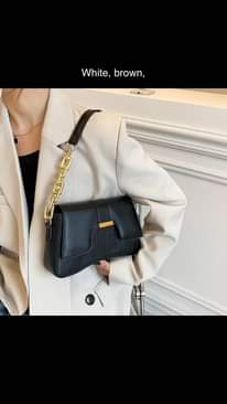 A picture of Ladies bags