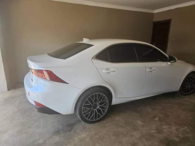 lexus