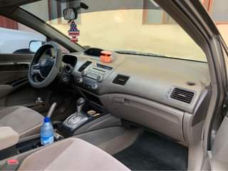 A picture of 2006 Honda Civic neatly use