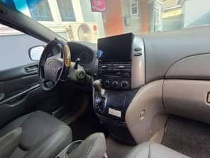 A picture of Toks standard 2006 XLE sienna with android screen buy and