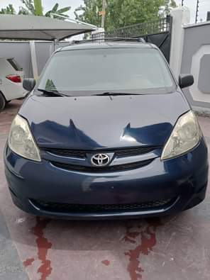 A picture of DELAY IS DANGEROUS TOKUNBO 2008 TOYOTA SIENNA First body pan