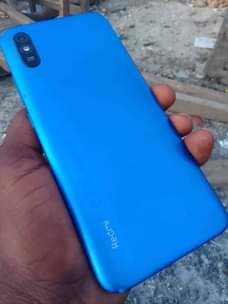 A picture of Redmin 9c Haina kipengele gb32 ram2 net4g