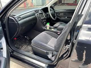 A picture of Toyota Crown Athlete