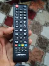 A picture of SAMSUNG TV INCH 40 LED DISPLAYS TECHNOLOGY HAINA TATIZO LOLOTE