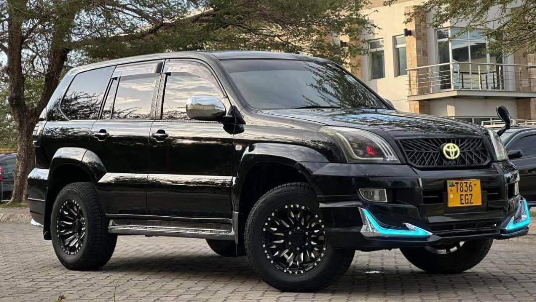 A picture of TOYOTA PRADO DIAMOND LANDCRUISER TX SWEET EGZ