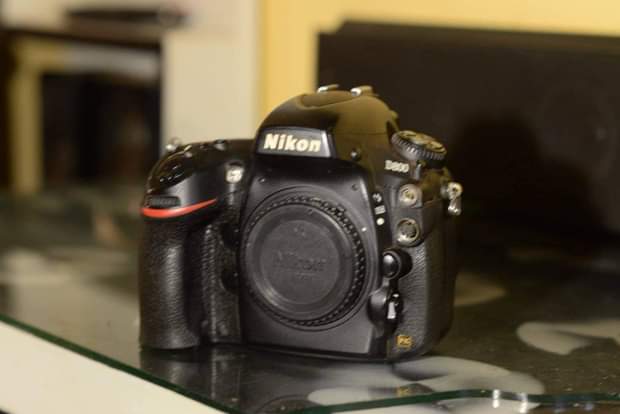 nikon