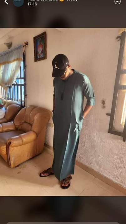 A picture of Bespoke Arabic Jalabiya