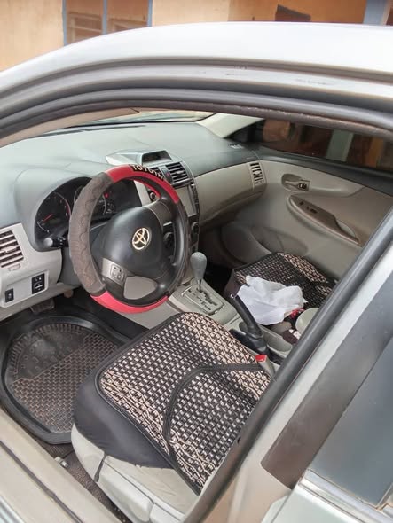 A picture of Toyota Corolla 2012 Model