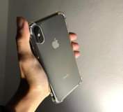 A picture of Iphone xs
