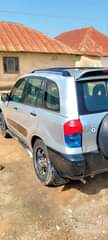 A picture of JAPA DISTRESS SALES Clean Toyota Rav 4 02 05 for