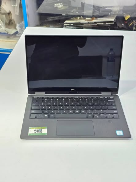 A picture of Dell xps 13 9365