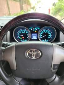 A picture of Landcruiser V8 petrol engine 0700327795 