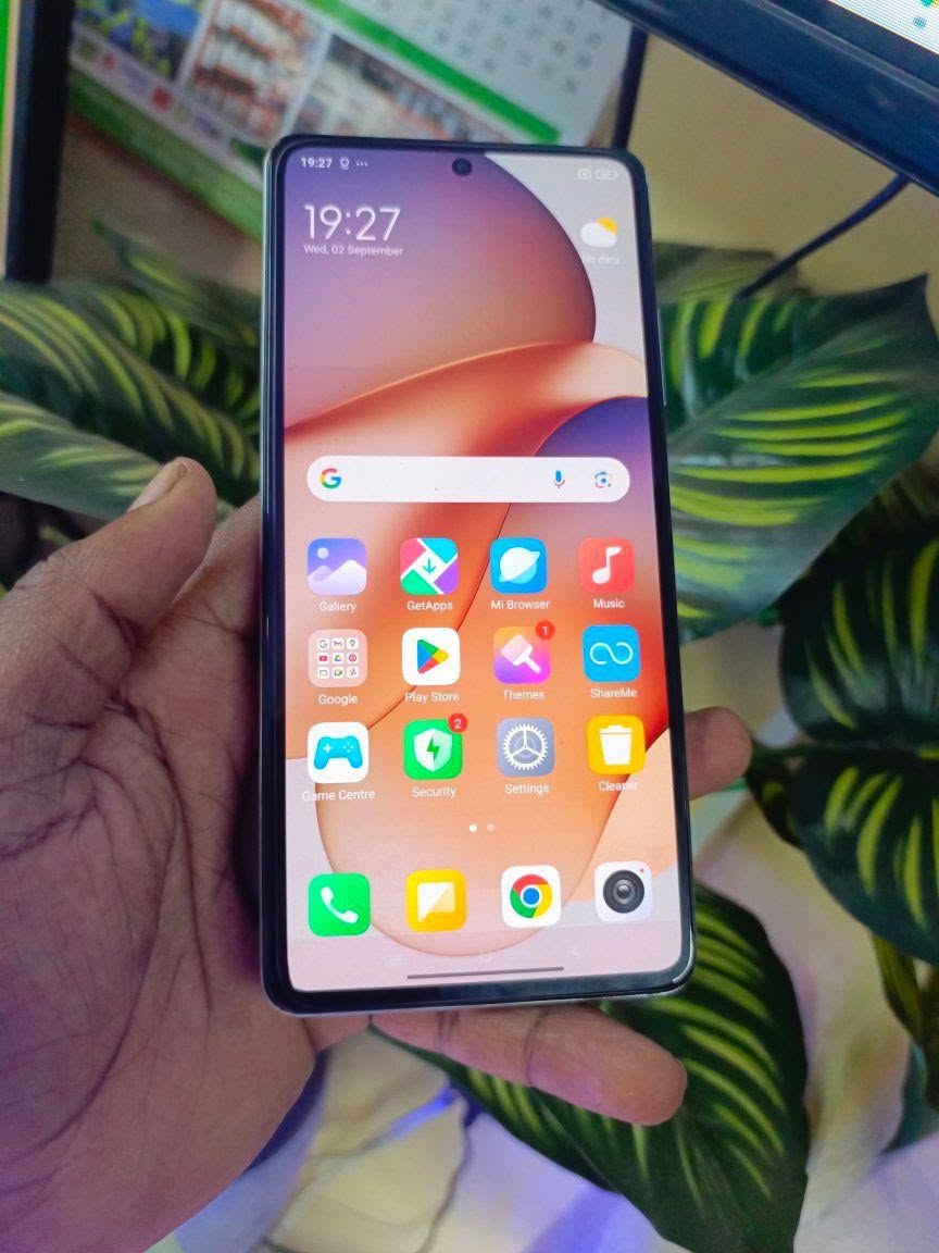 A picture of REDMI NOTE 12 PRO 5G the internet master