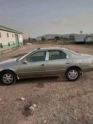 A picture of Nigerian used Camry pencil light Sound engine and gear Chilling