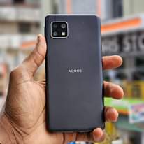 A picture of AQUOS SENSE 5G