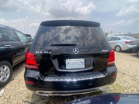 A picture of Mercedes Benz GLK 350