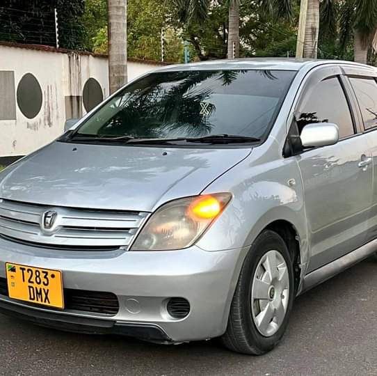 A picture of PRICE BEI 11.5M DMX TOYOTA TOYOTA IST OLD MODEL YEAR