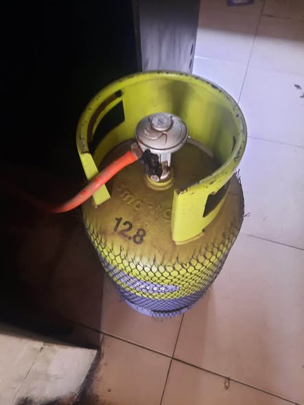 A picture of Home appliances for sale
