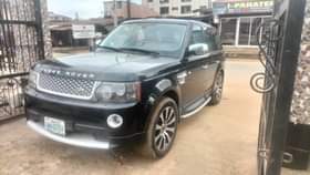 A picture of Range Rover sport