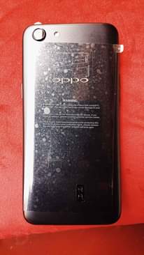 A picture of OPPO A83