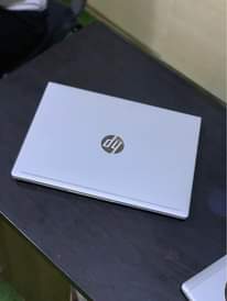 A picture of hp elitebook 840 G5