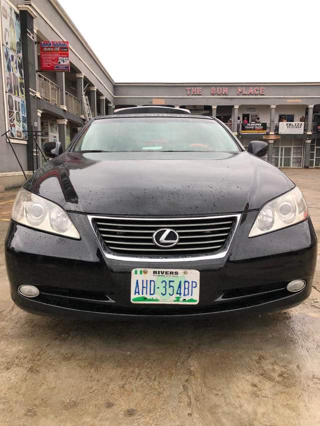 A picture of Lexus ES350