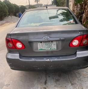A picture of Toyota Corolla 05 Please help me get buyer Sir Engine