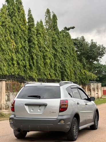 A picture of FOR SALE BELGIUM STANDARD EXTREMELY CLEAN USED PONTIAC VIBE FIRST