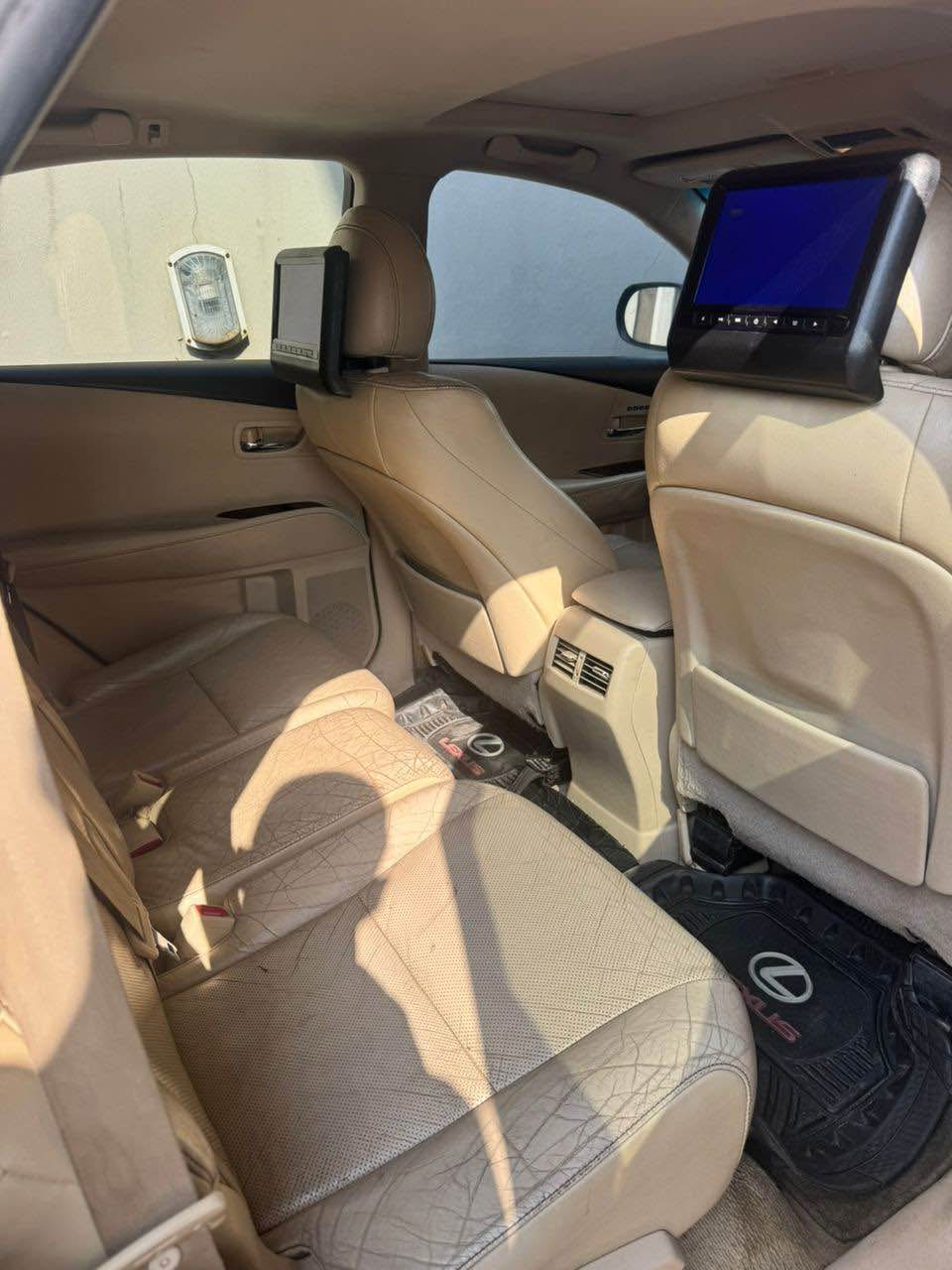A picture of Lexus RX 350 2013 model