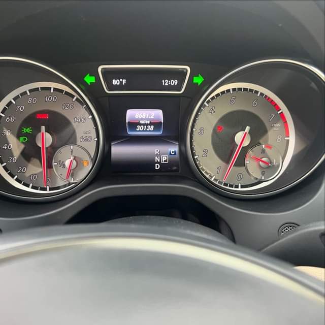 A picture of 2018 gla250