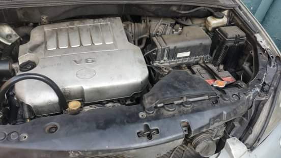 A picture of Model Lexus Rx350 Year 2007 Features full features with untouched