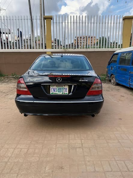 A picture of Mercedes Benz E320