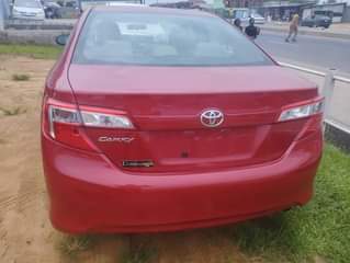 A picture of Foreign used 2014 Toyota Camry with sound V4 engine Custom
