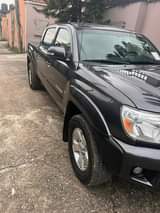 A picture of Foreign Used 2015 Toyota Tacoma
