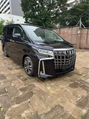 toyota alphard