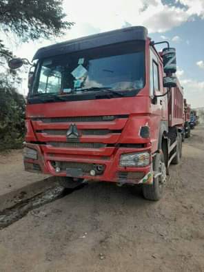 sino trucks