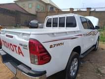 A picture of Hilux 2012
