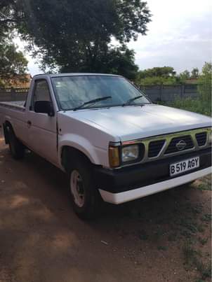 used nissan hardbody