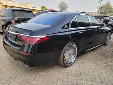 A picture of 2021 Maybach 235M Abuja deal Contact me 09039653346