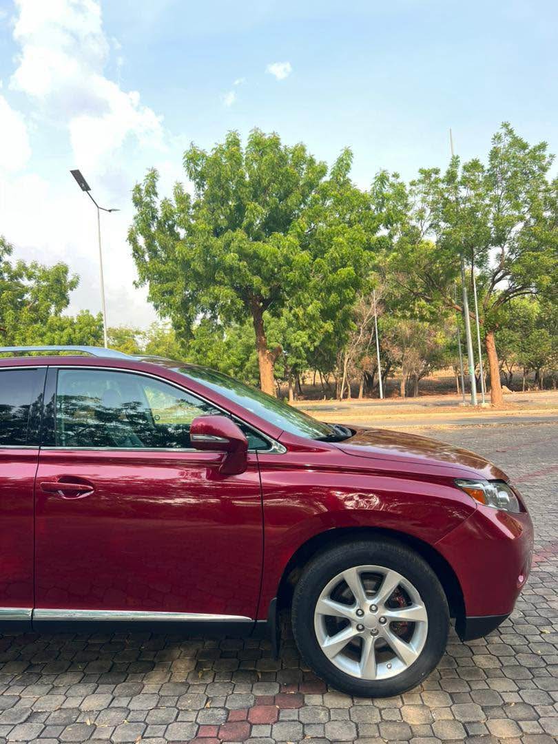 A picture of Distress Direct Belgium Lexus RX350 2011