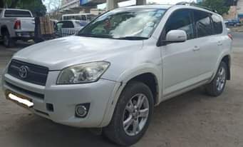 A picture of Toyota Rav4 Station wagon