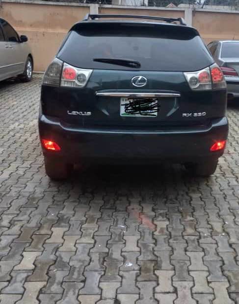 A picture of Lexus Rx330 2005 model