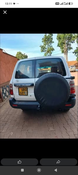 A picture of Land cruiser Amazon 1HZ engine 65m 0757229773 slightly negotiable installments