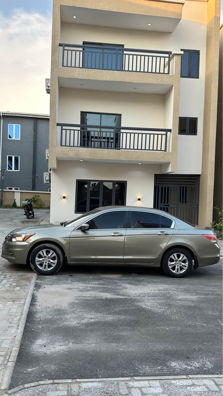 A picture of Honda Accord 2010