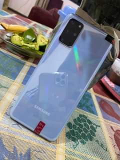 A picture of Samsumg s20