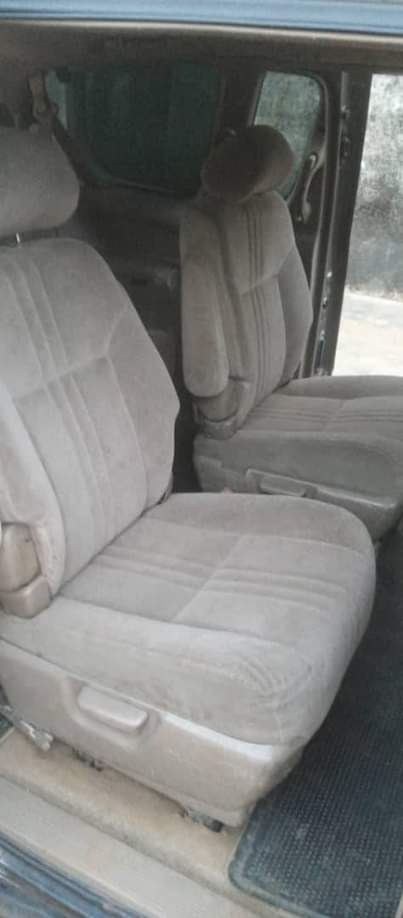 A picture of Private used Toyota sienna 02 for sale at the rate