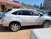 A picture of Toyota Harrier 33m