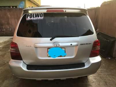 A picture of Toyota highlander 2003 model